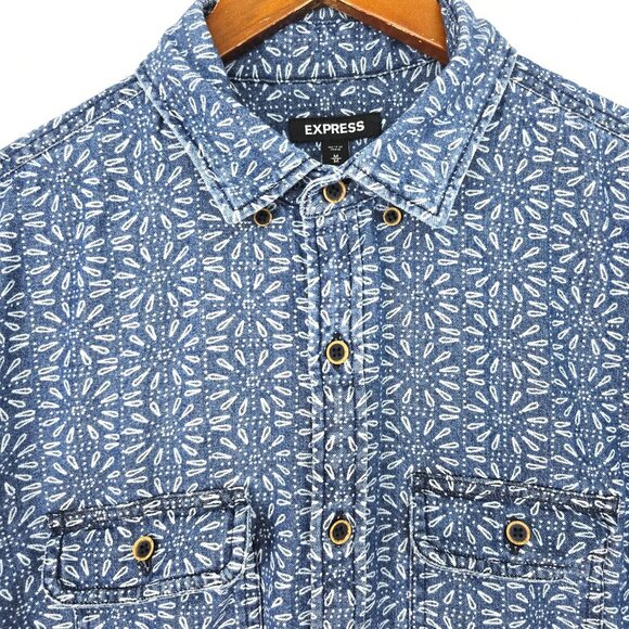 EXPRESS Chambray BLue Denim White Paisley Print Button Down Long Sleeve Shirt - Picture 2 of 9
